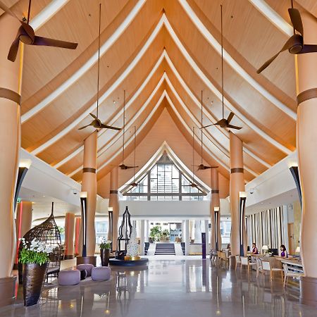Grand Mercure Phuket Patong Esterno foto Lobby