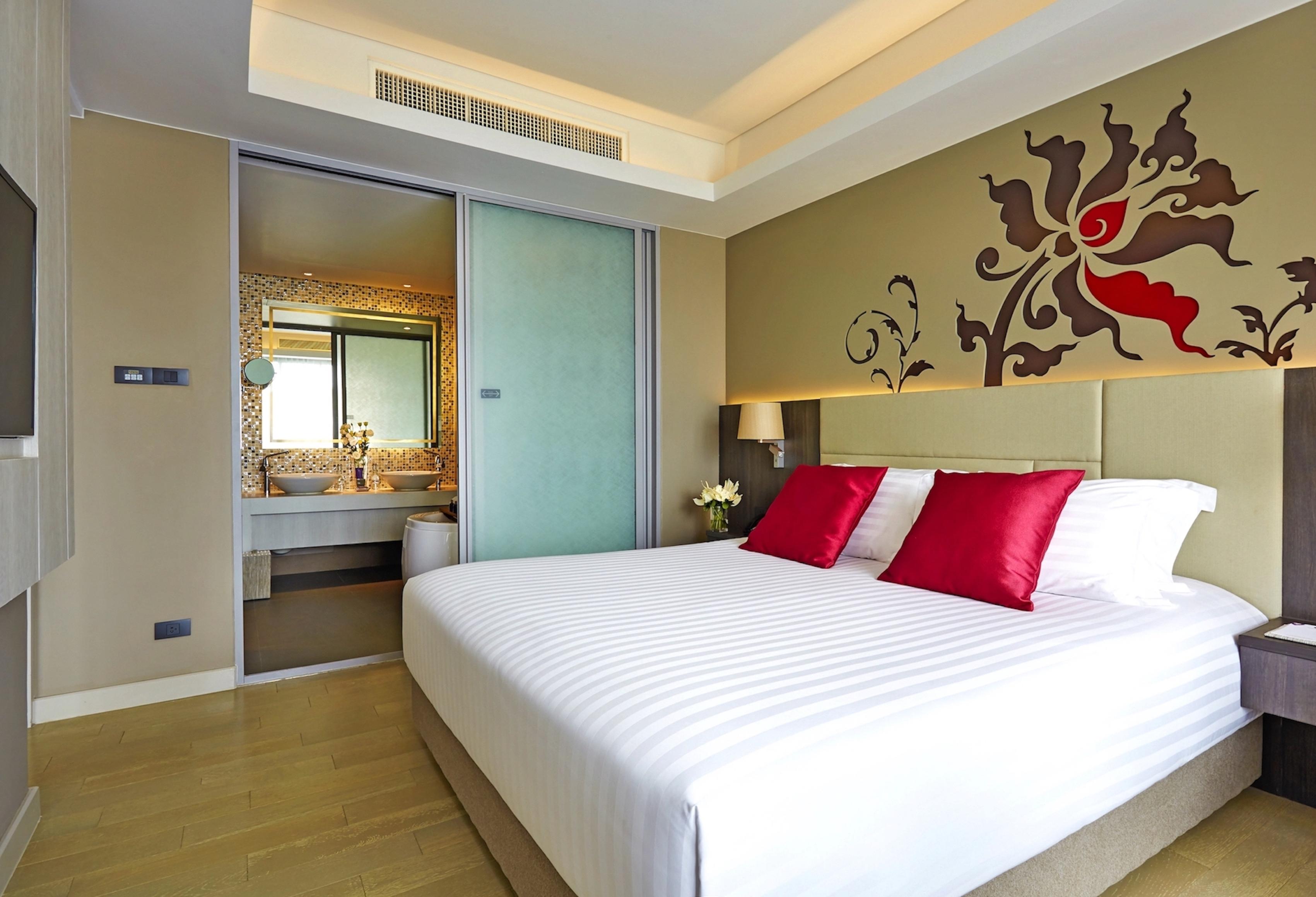 Grand Mercure Phuket Patong Esterno foto Deluxe Room
