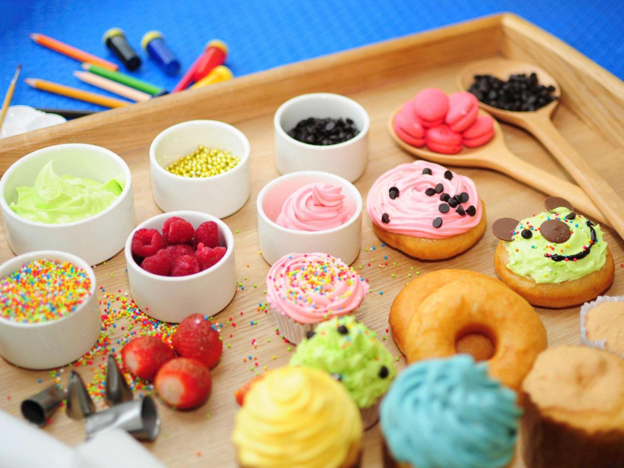 Grand Mercure Phuket Patong Esterno foto Baking ingredients