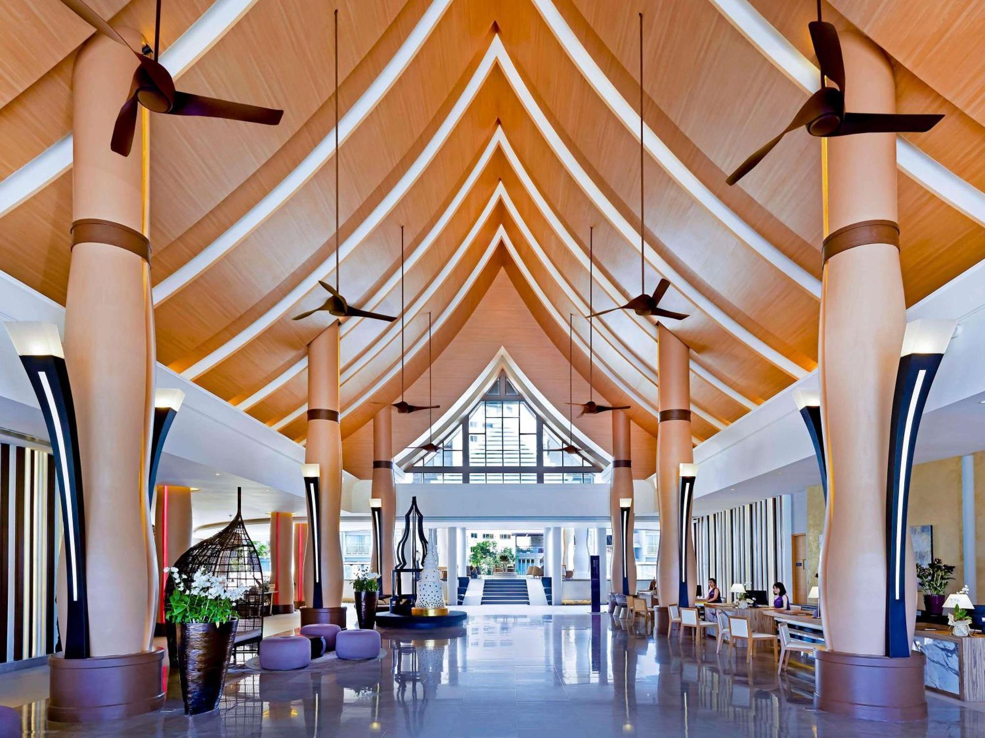 Grand Mercure Phuket Patong Esterno foto