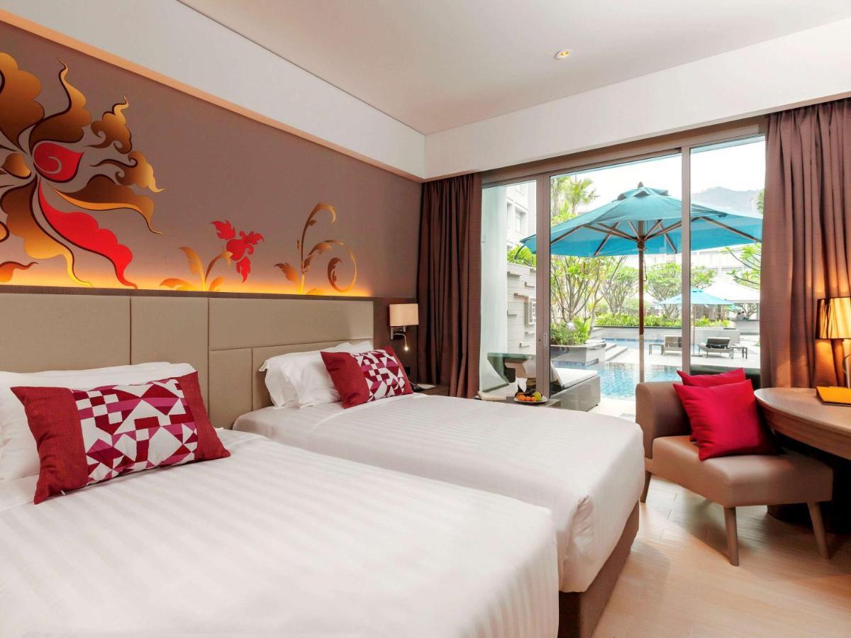 Grand Mercure Phuket Patong Esterno foto Deluxe Pool Access